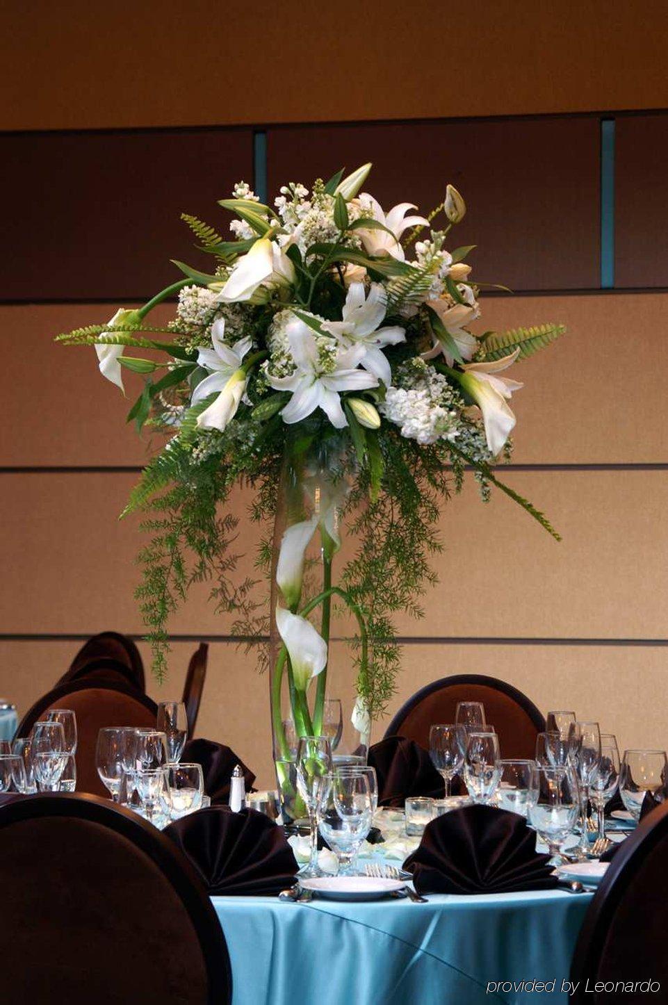 Doubletree By Hilton Chicago - Arlington Heights Hotel Restoran gambar