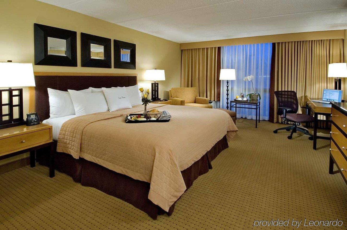 Doubletree By Hilton Chicago - Arlington Heights Hotel Bilik gambar