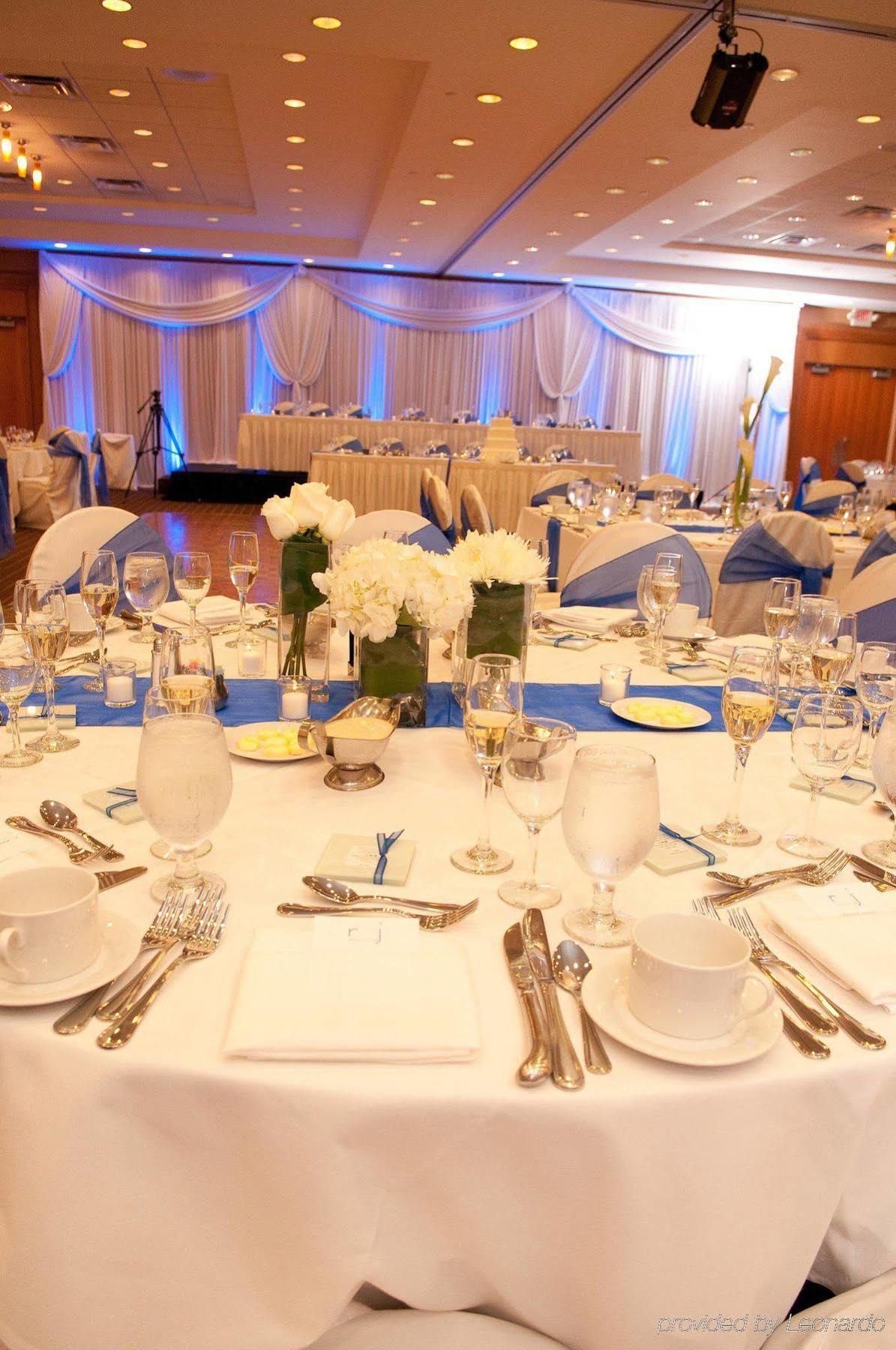 Doubletree By Hilton Chicago - Arlington Heights Hotel Restoran gambar