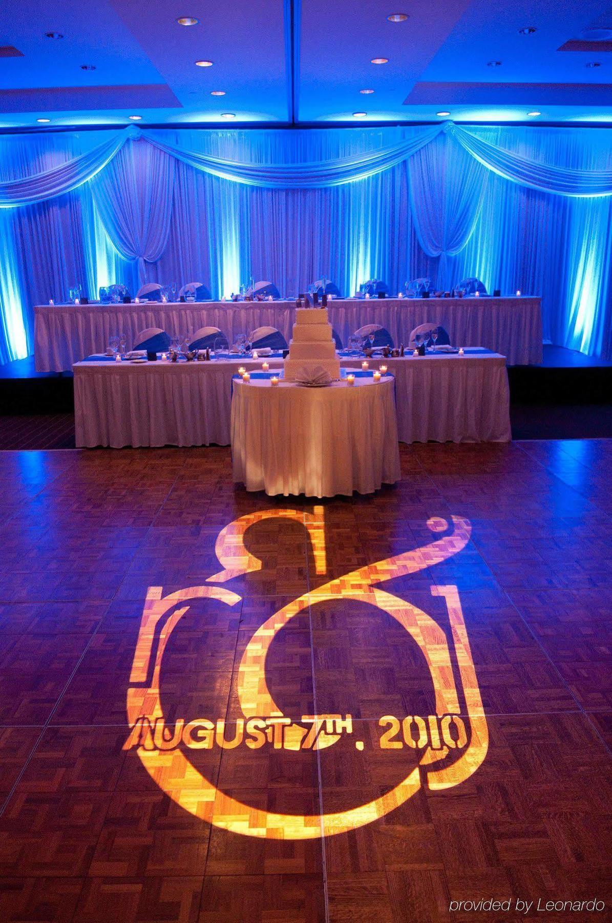 Doubletree By Hilton Chicago - Arlington Heights Hotel Restoran gambar